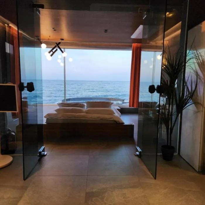 Hi Gimnyeonga Villa Jeju